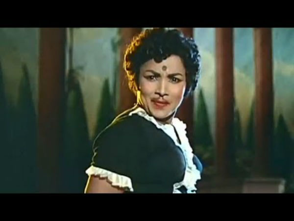 நகைச்சுவை நடிகை