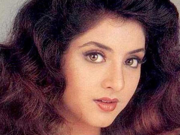 திவ்யபாரதி(19)
