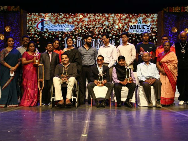 Vikram Participate in Cavinkare Ability Awards Vikram Participate in Cavinkare Ability Awards