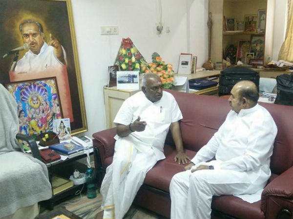 பணத்திற்காக வாக்களிக்க