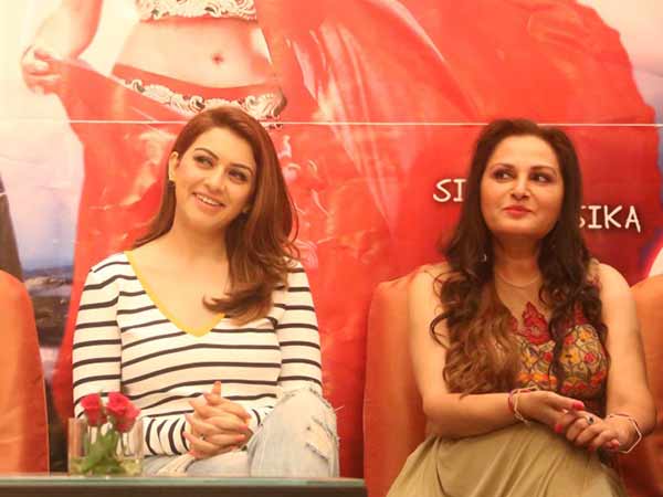 Jayapradha 'intolerance' over Hansika's beauty Jayapradha 'intolerance' over Hansika's beauty