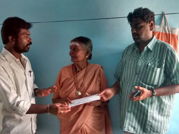 Vishal helps veteran playback singer Sarala Vishal helps veteran playback singer Sarala