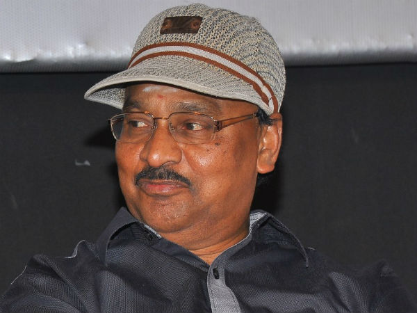 சொந்த குரலில் பாடினார்