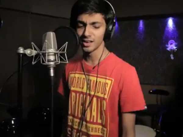 சிறந்த பின்னணிப் பாடகர்