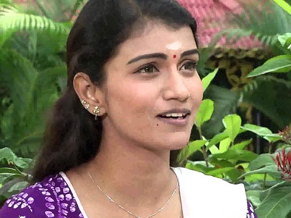 ரொம்ப படிப்பாளி