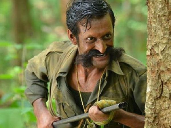 Villathi Villain Veerappan review Villathi Villain Veerappan review