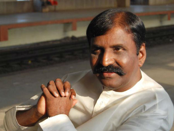 Vairamuthu blames new lyricists Vairamuthu blames new lyricists