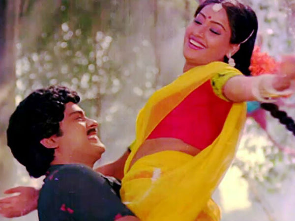 Vijayashanthi Special Appearance in Chiranjeevi film Vijayashanthi Special Appearance in Chiranjeevi film