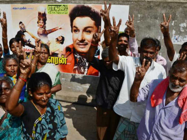 Nenjam Marappathillai 11 Nenjam Marappathillai 11