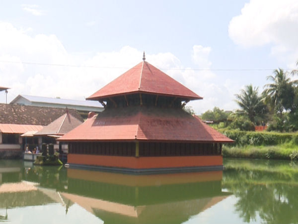 முதலைக்கோவில்
