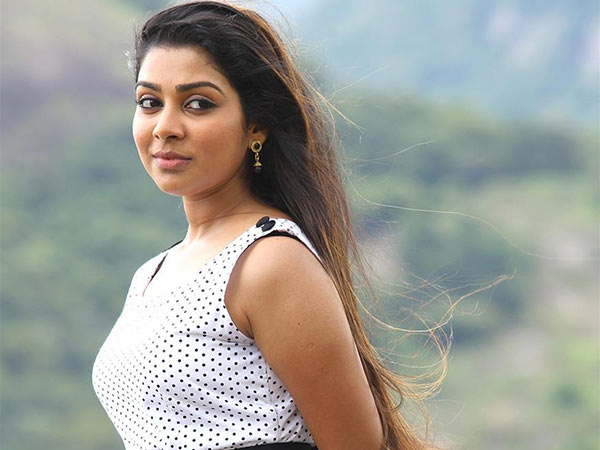 Satna Titus announced her marriage openly Satna Titus announced her marriage openly