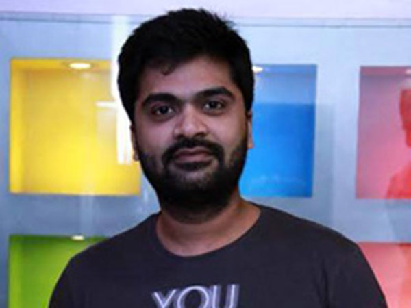 2வது சீசனில் நடுவராக இருந்தார் சிம்பு