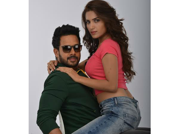 Bharath in Kadaisi Bench Karthi Bharath in Kadaisi Bench Karthi