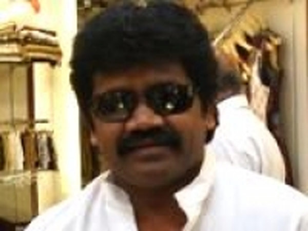 ஊழல் புகார்
