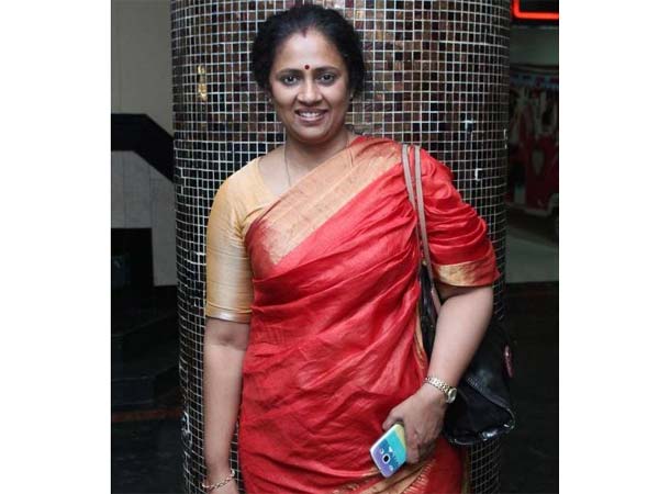 லட்சுமி ராமகிருஷ்ணன்