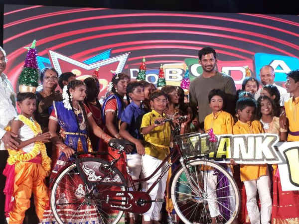 Vishal donates 35 bicyles to poor students Vishal donates 35 bicyles to poor students