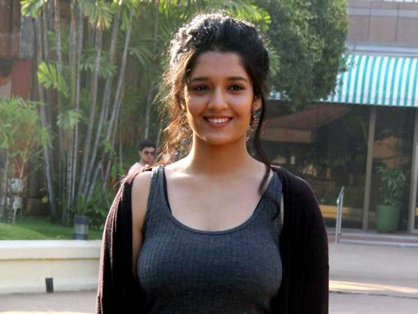 தமிழ்