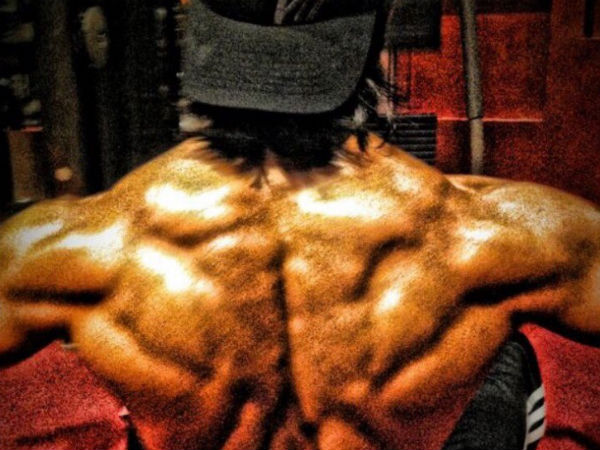 Guess, whose chiselled body is this? Guess, whose chiselled body is this?