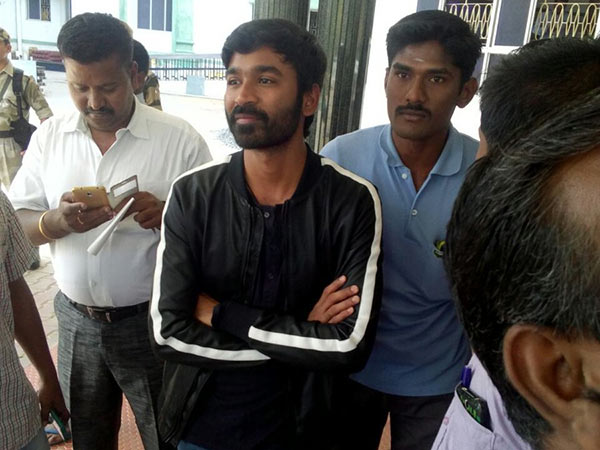 HC dismisses case against Dhanush HC dismisses case against Dhanush
