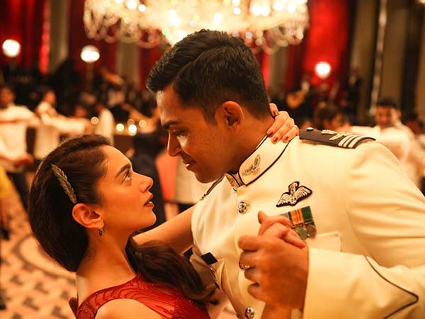 Kaatru Veliyidai Audience review Kaatru Veliyidai Audience review