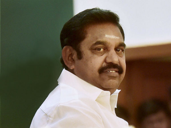 வெளுத்து வாங்கிய முதல்வர்