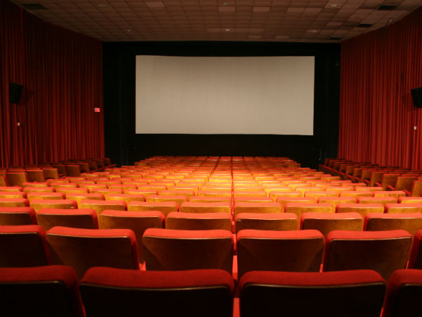 Theatre strike to end soon: Abirami Ramanathan Theatre strike to end soon: Abirami Ramanathan