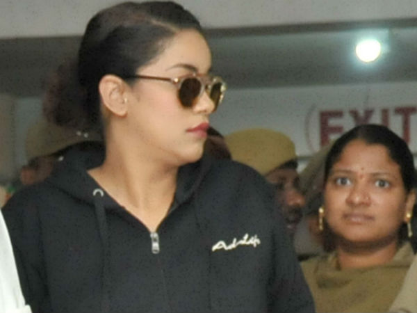 Drug case: Mumaith Khan appears before SIT Drug case: Mumaith Khan appears before SIT