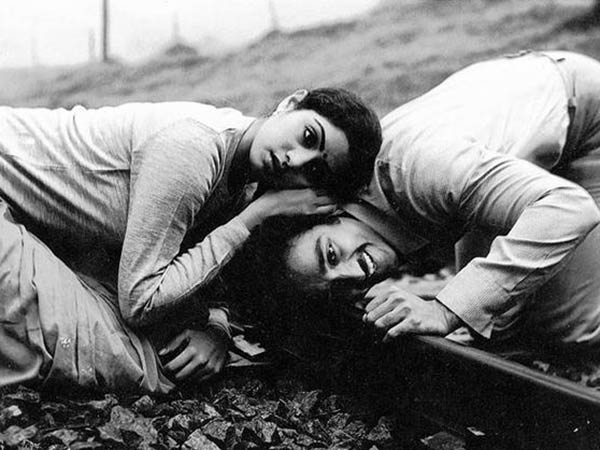 மூன்றாம் பிறை (1982)