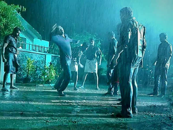 உயிரைப் பணயம் வைத்து