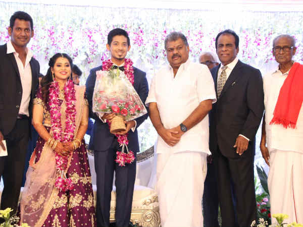 அரசியல் பிரமுகர்கள்