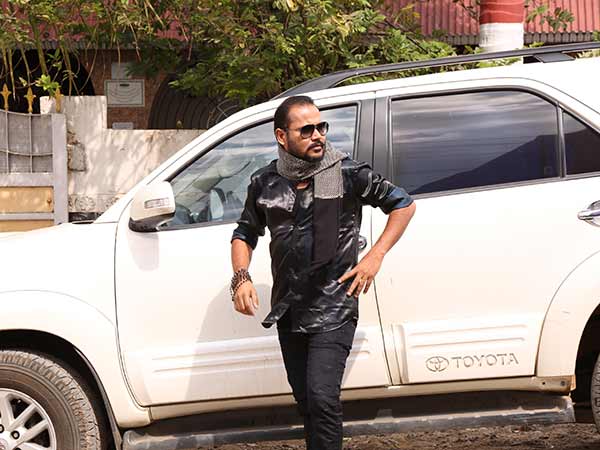 One more star in Kollywood.. He is Public star! One more star in Kollywood.. He is Public star!
