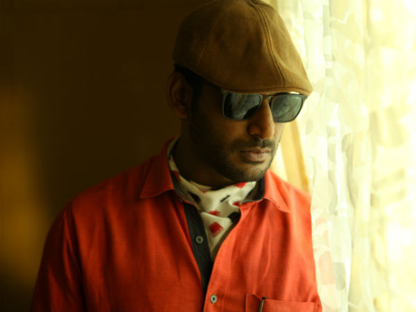 மிஷ்கின் ஸ்டைல் கண்ணாடி