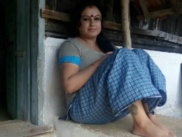 தேவி சோனா :