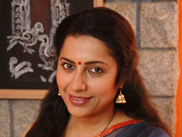 சுஹாசினி