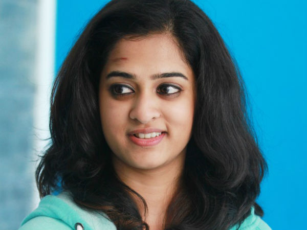 புதுசா மூணு ஹீரோயின்கள் :