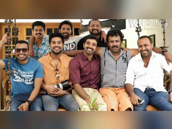 முற்றிலும் புதுமுகங்கள் :