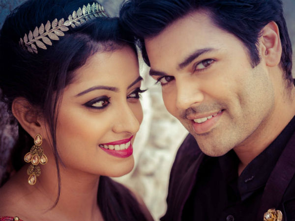 Biggboss Ganesh venkatram's wife asks support for ganesh Biggboss Ganesh venkatram's wife asks support for ganesh