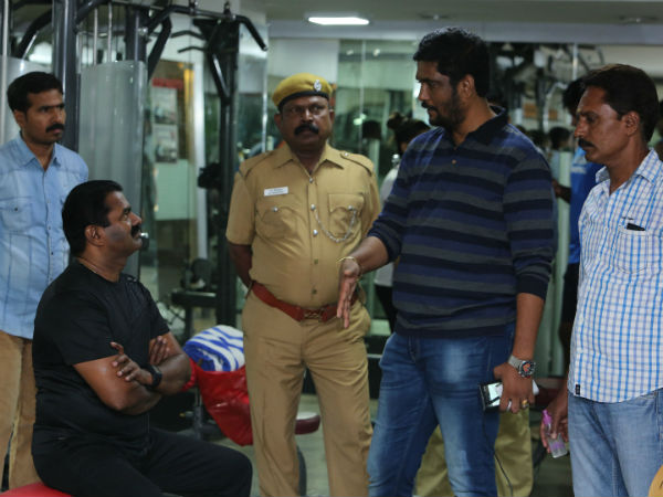 Cheran turns as a lyricist for Miga Miga Avasaram Cheran turns as a lyricist for Miga Miga Avasaram
