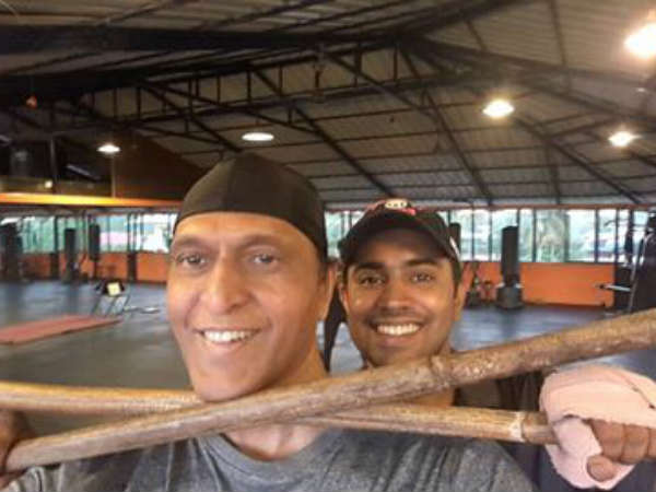 Nivin pauly learning kalari martial art Nivin pauly learning kalari martial art