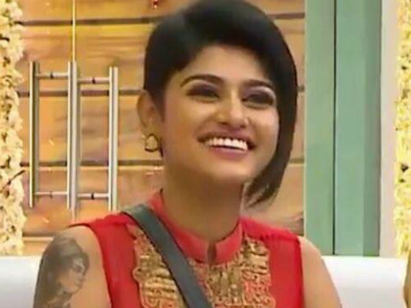 oviya says ganesh - Biggboss grand finale oviya says ganesh - Biggboss grand finale