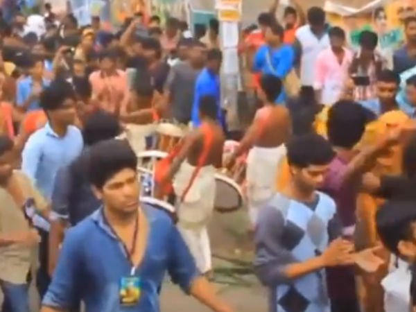 Visiri crew welcomes Mersal with a song Visiri crew welcomes Mersal with a song