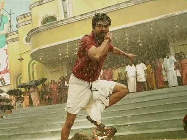 Vijay fans watching mersal even these rainy days Vijay fans watching mersal even these rainy days
