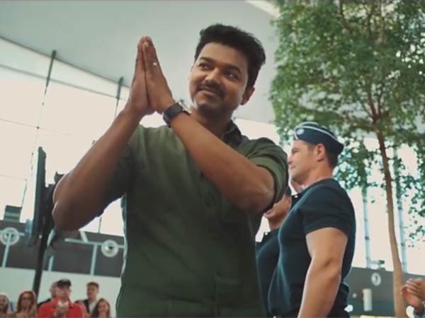 மெர்சல் டீமுக்கு மெகா பார்ட்டி கொடுத்த விஜய்! 03-1509690322-mersal-vijay873