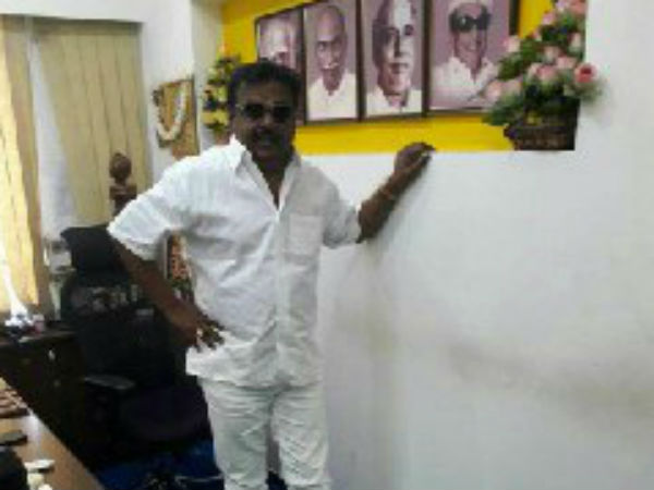 விஜயகாந்த் சிங்கப்பூர் பயணம்