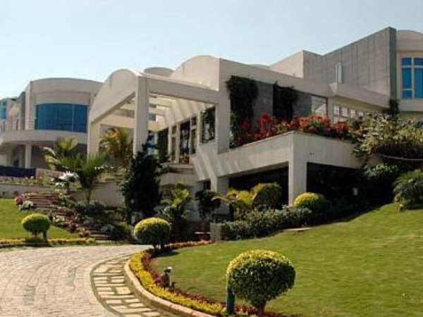 Robbery at telugu actor's house Robbery at telugu actor's house