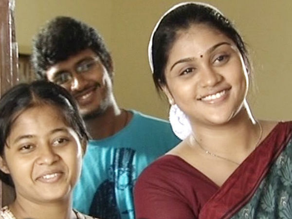 உதிரிப்பூக்கள்