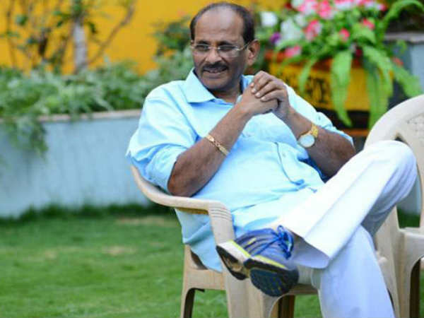 மதன் கார்க்கி வசனம்