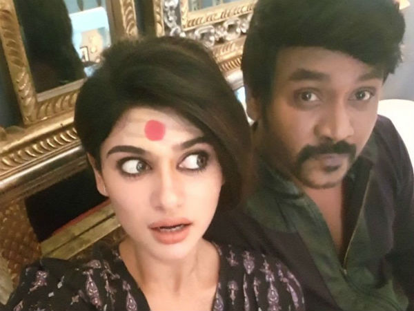 அழகான பேய் ஓவியா