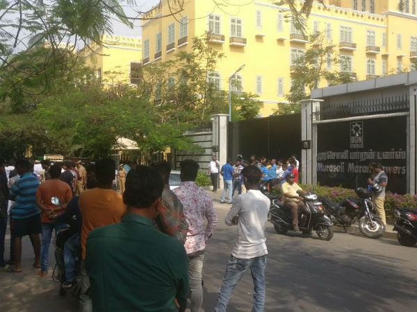 திரையுலகினர் கண்டனம்