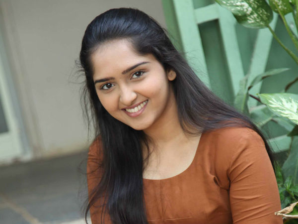 ரயிலில் பயணம்